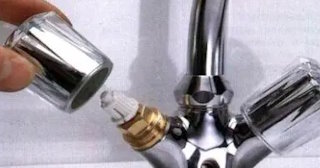 Устранение течи из крана в Дюртюли - быстро, качественно, недорого от 1030 руб.